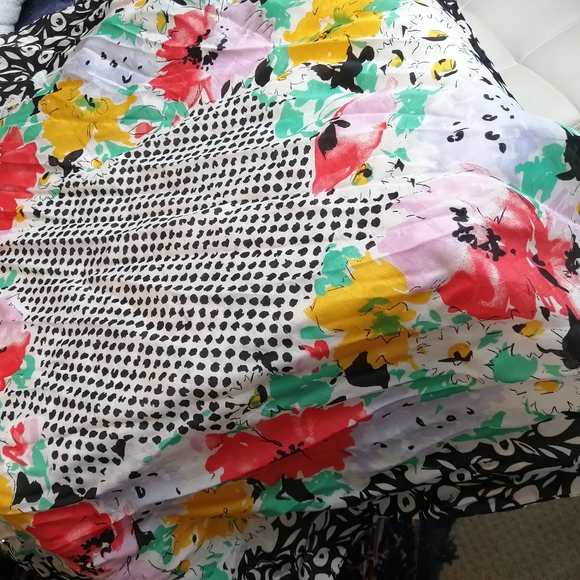 Scarf - Picture 2 of 2